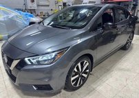 2022 Nissan Versa SR