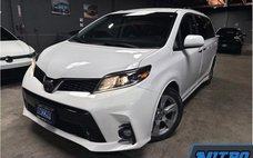 2018 Toyota Sienna SE 8-Passenger