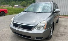 2011 Kia Sedona LX