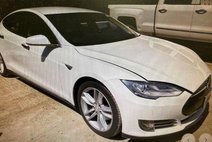2015 Tesla Model S 85D